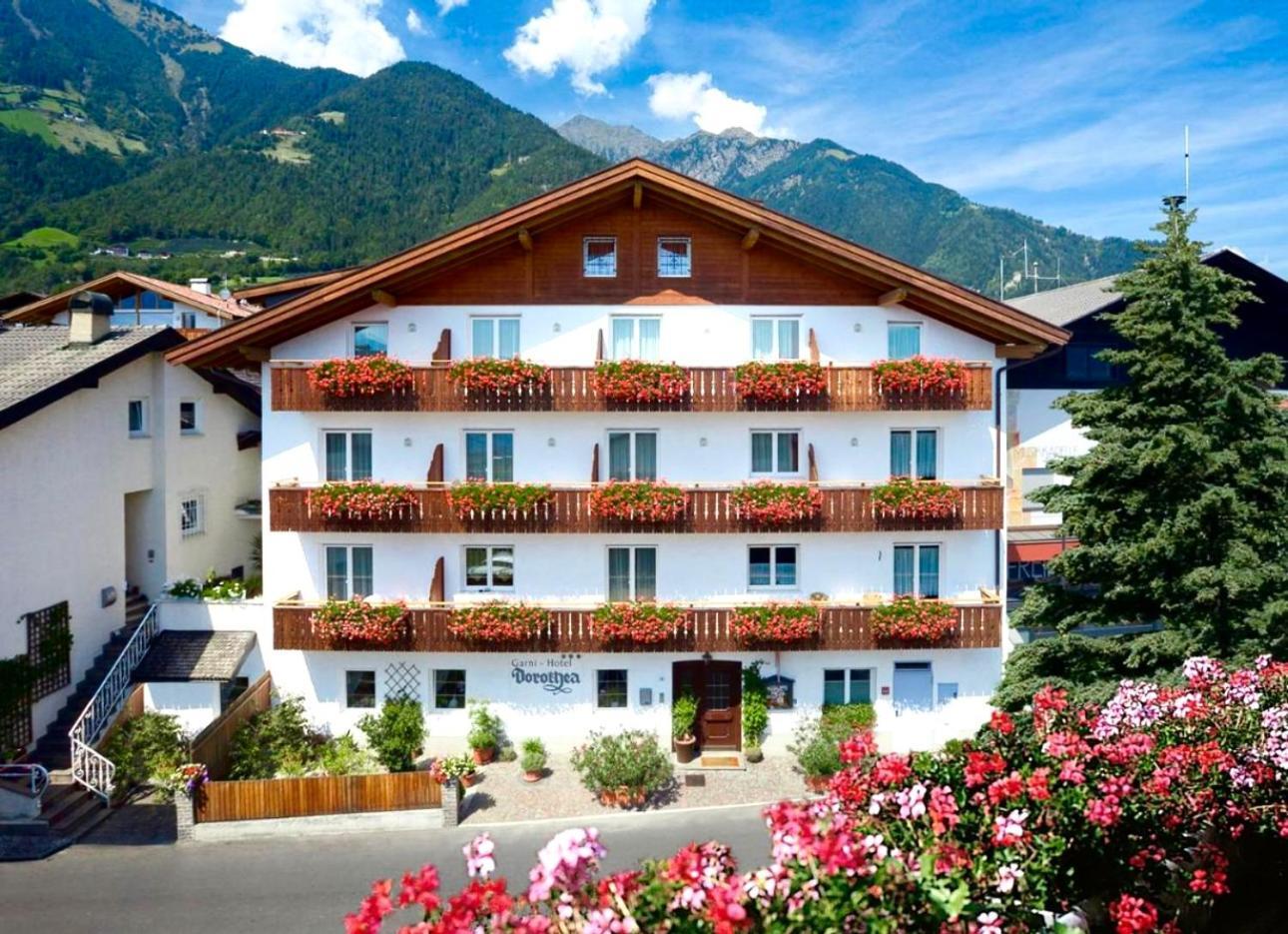 Garni Hotel Dorothea Tirolo Dış mekan fotoğraf